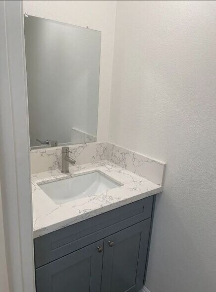 More Photos Of 862-892 W Mines Ave, Montebello Apartments For Sale