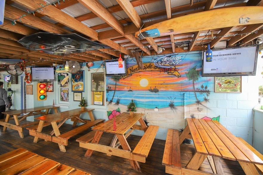 More Photos Of 4391 Dixie Hwy NE, Palm Bay Restaurant For Sale