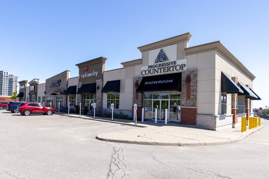More Photos Of 927 Southdale W rd, London General Retail For Lease