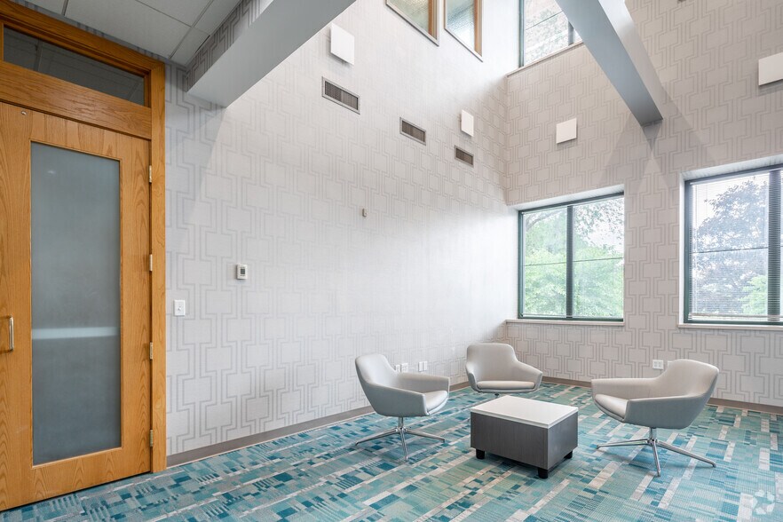 More Photos Of 115 Continuum Dr, Liverpool Medical For Lease