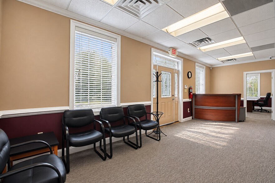 More Photos Of 1303 Courthouse Rd, Stafford General Retail For Sale