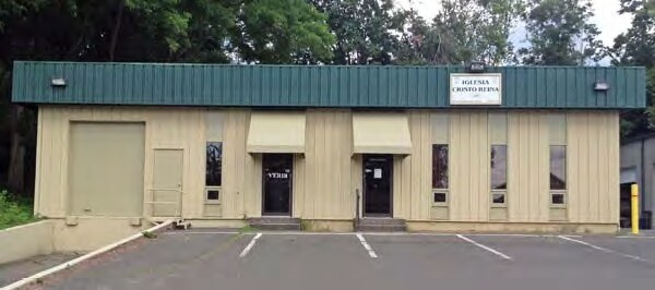 More Photos Of 18 Taylor Ave, Bethel Warehouse For Lease