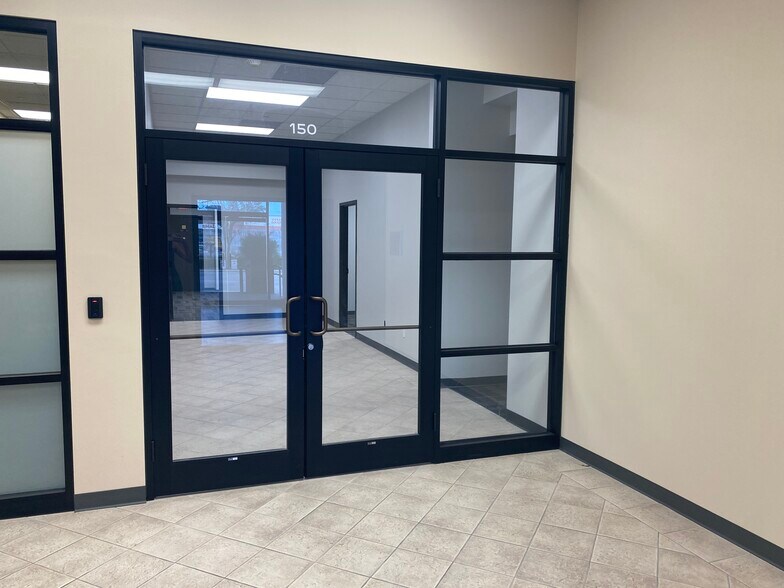More Photos Of 100 W Stuart Ave, Lake Wales Office For Lease
