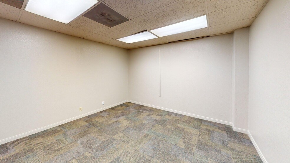 More Photos Of 13722 S Harvard Pl, Gardena Industrial For Lease