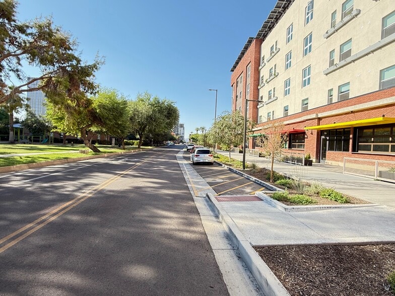 More Photos Of 301 W Roosevelt St, Phoenix Apartments For Lease