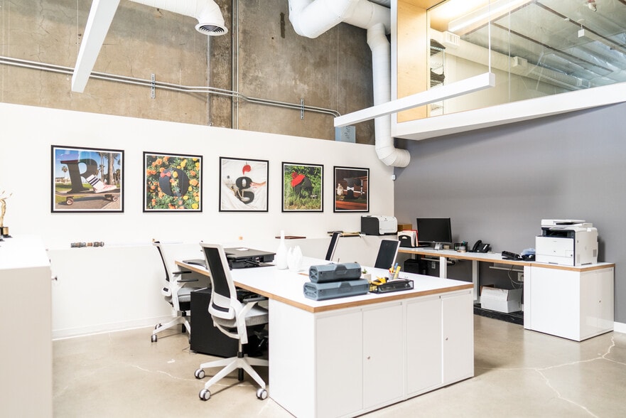 More Photos Of 1109 N Virgil Ave, Los Angeles Office For Sale