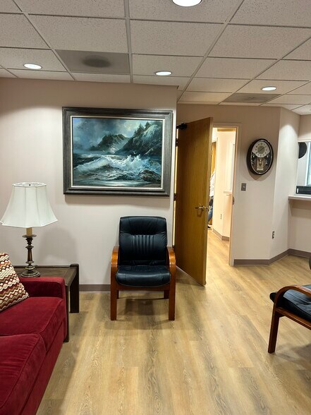 More Photos Of 7350 Van Dusen Rd, Laurel Medical For Sale