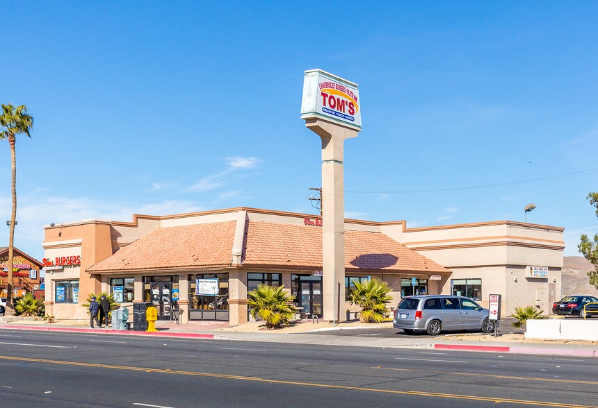 Primary Photo Of 1701 E Main St, Barstow General Retail For Sale