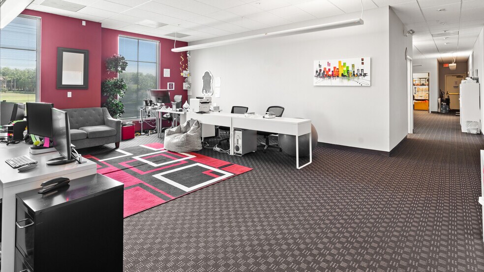 More Photos Of 1500 Park Center Dr, Orlando Office For Lease