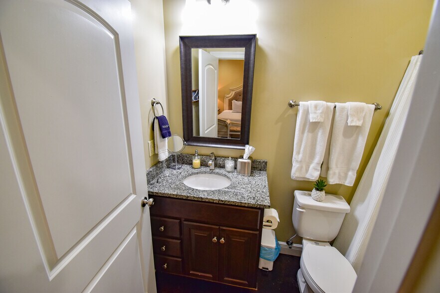 More Photos Of , Tuscaloosa Unknown For Sale