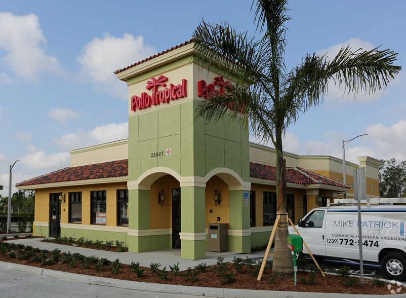 Primary Photo Of 22927 Lyden Dr, Estero Fast Food For Lease