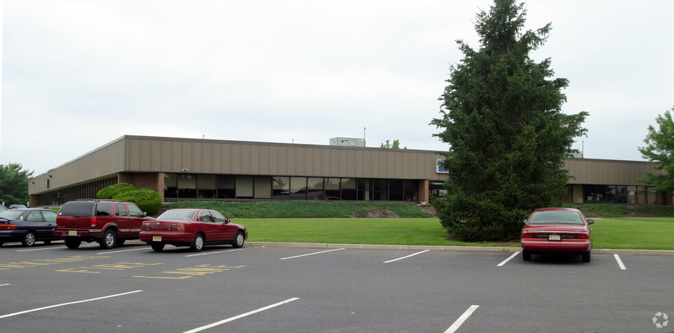 Primary Photo Of 150 Brick Blvd, Bricktown Medical For Lease