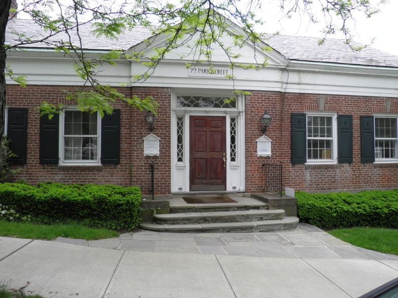 More Photos Of 72 Park St, New Canaan Office For Lease