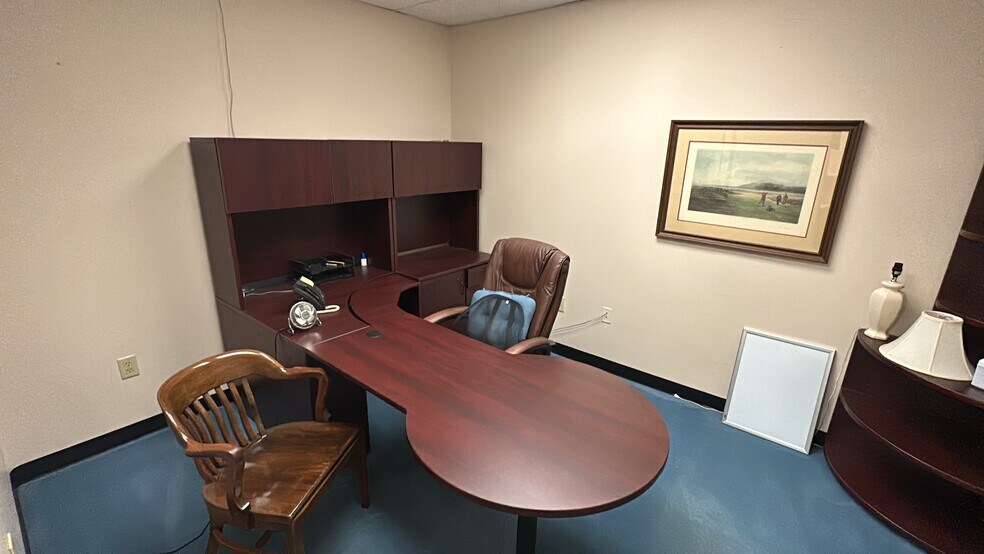 More Photos Of 829 Davidson Dr, Concord Office For Lease