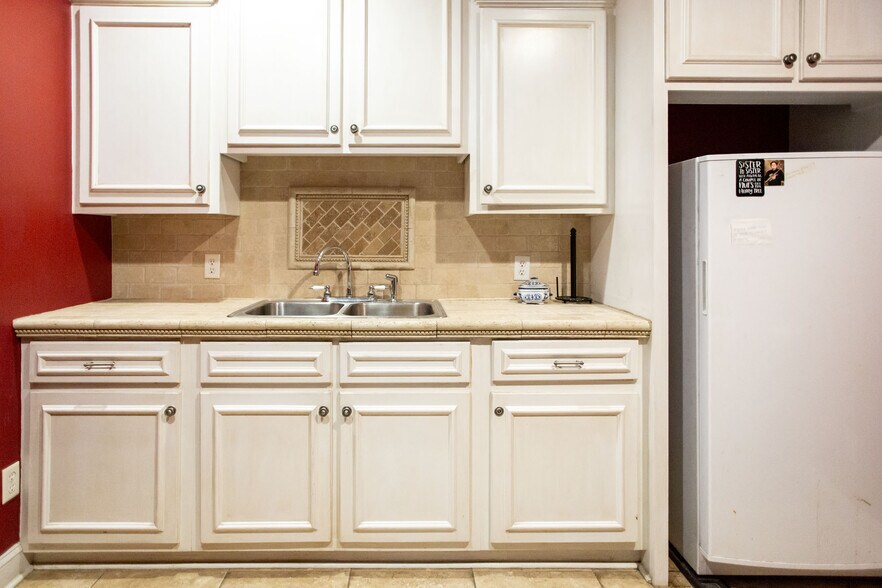 More Photos Of 3005 US Highway 84, Blackshear Storefront For Lease