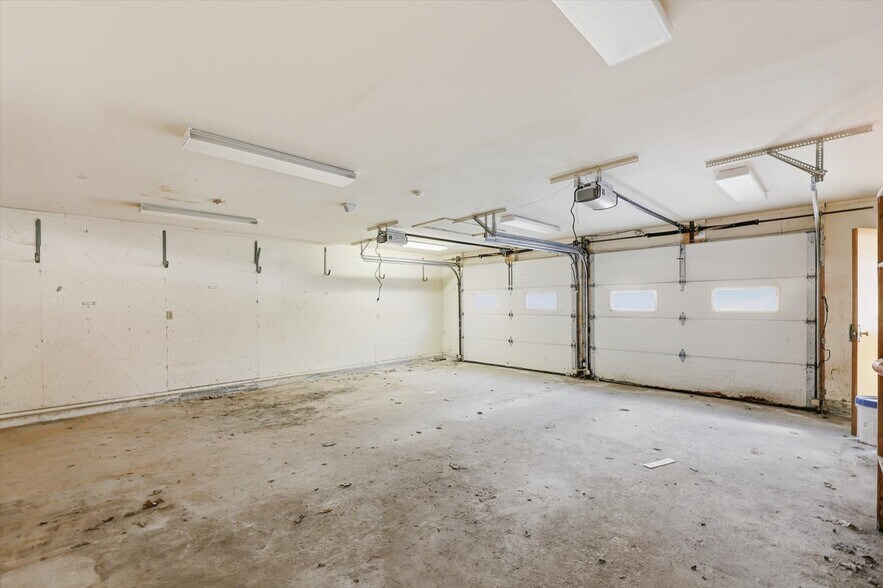 More Photos Of 58 Main st, Charlestown Office For Sale