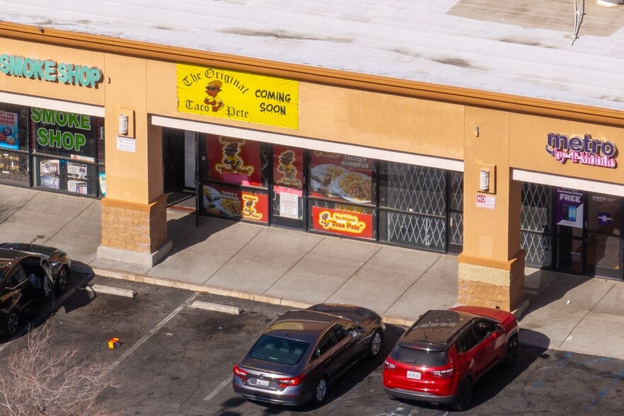 More Photos Of 1041 E Avenue J, Lancaster Unknown For Lease