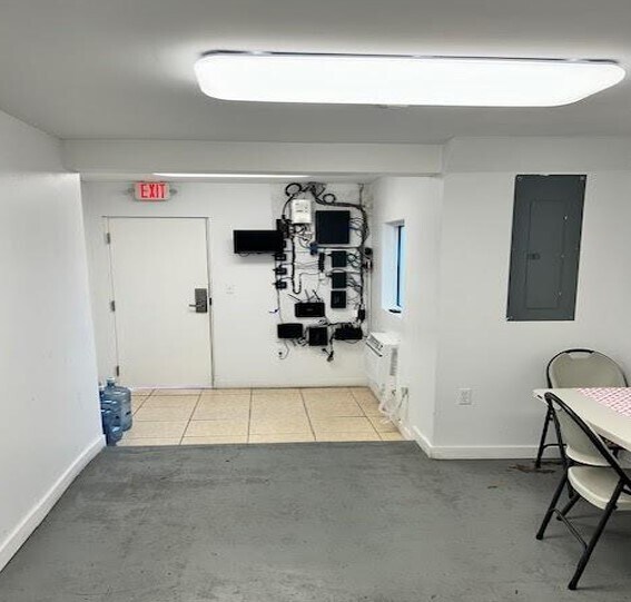 More Photos Of 3842 S Orange Blossom Trl, Orlando Hotel For Sale