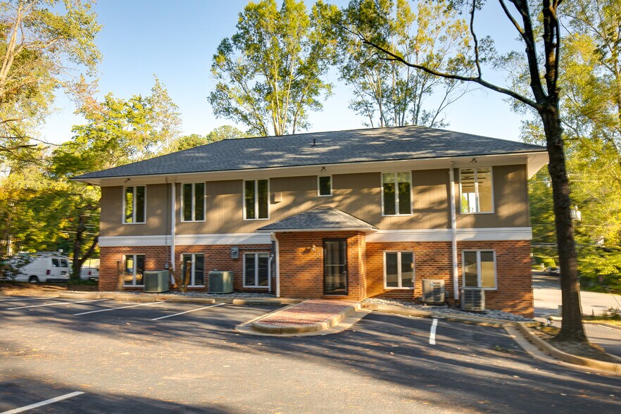 More Photos Of 8417 Patterson Ave, Richmond Office For Lease