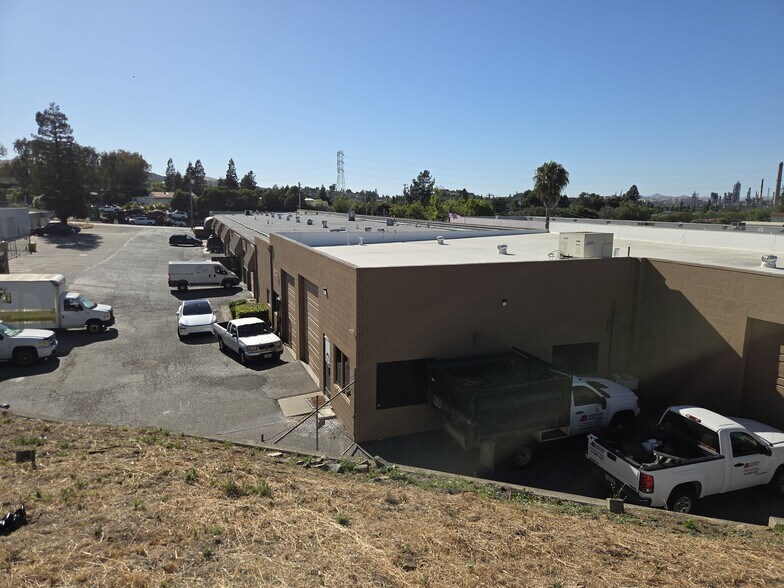 More Photos Of 895 Howe Rd, Martinez Manufacturing For Sale