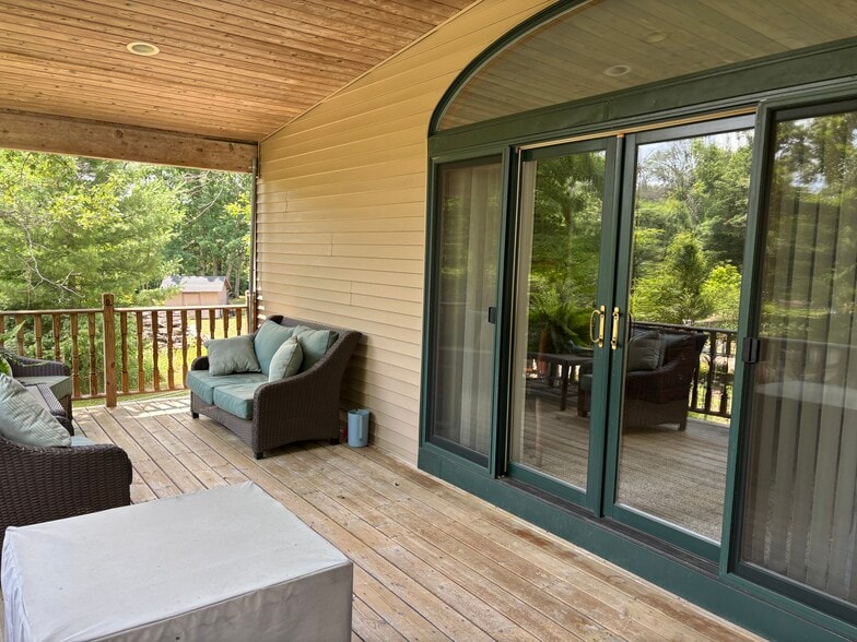 More Photos Of 7332 S M-37, Baldwin Hotel For Sale