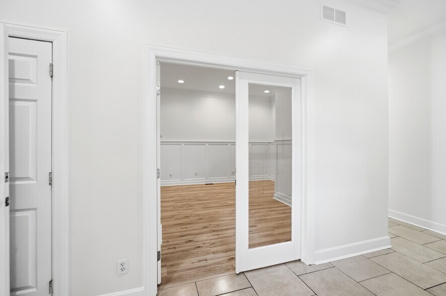 More Photos Of 8177 S Route 48, Maineville Office For Sale