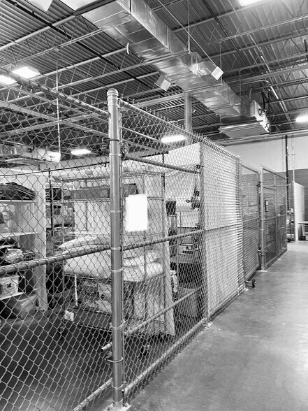 More Photos Of 1263 Arrow Pine Dr, Charlotte Office For Lease