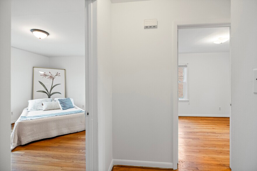 More Photos Of 1200 Liggates Rd, Lynchburg Apartments For Sale