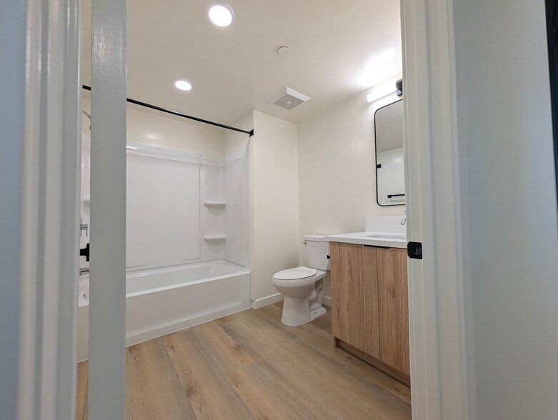 More Photos Of 1156 W Florence Ave, Los Angeles Apartments For Sale