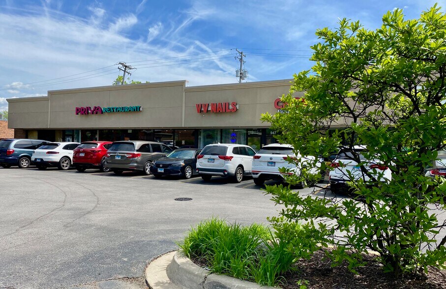 More Photos Of 901-955 W Wise Rd, Schaumburg Unknown For Lease