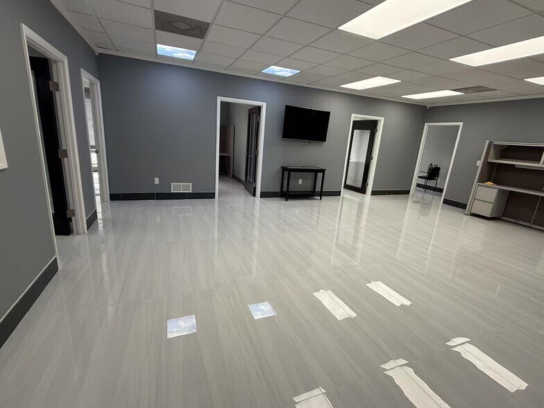 More Photos Of 7862 Kingland Dr, West Chester Coworking Space