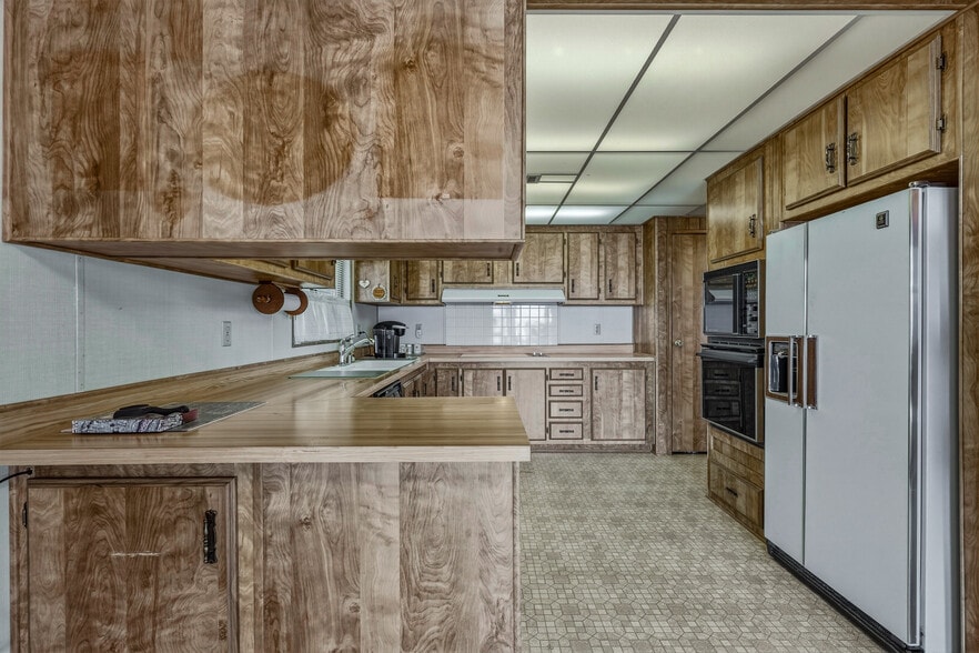 More Photos Of 2776 Lakeshore Blvd, Lakeport Manufactured Housing Mobile Home Park For Sale