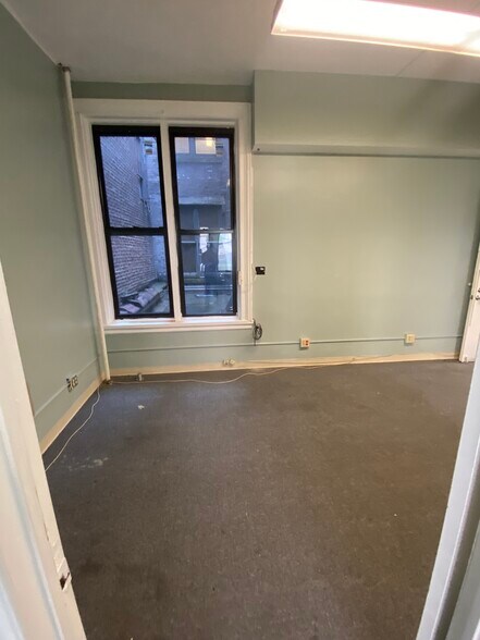More Photos Of 370 E 149th St, Bronx Office For Lease