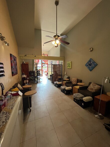 More Photos Of 541 4th Ave, San Diego Storefront Retail Office For Lease