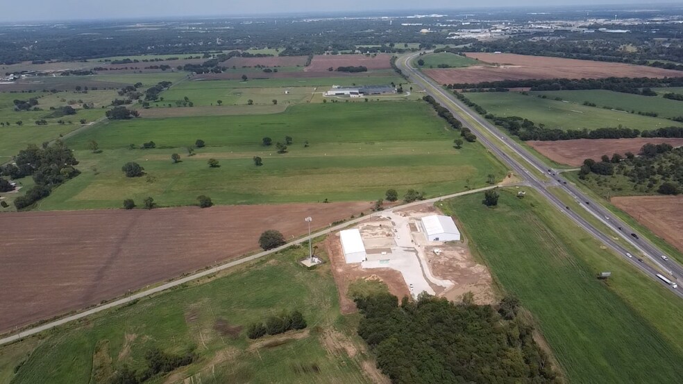 More Photos Of 4800 Carson Ln, Waco Industrial For Lease