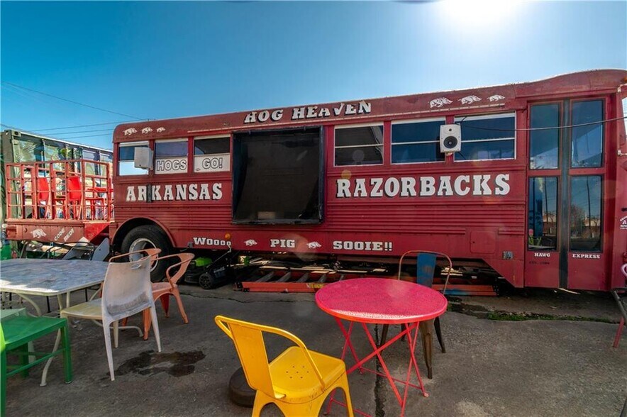 More Photos Of 1431 S School Ave, Fayetteville Restaurant For Sale