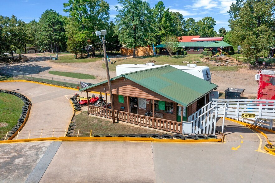 More Photos Of 6659 N US Highway 259, Broken Bow Amusement Park For Sale