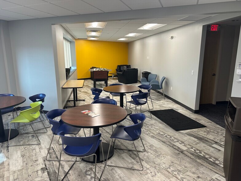 More Photos Of 7660 Imperial Way, Allentown Office For Lease