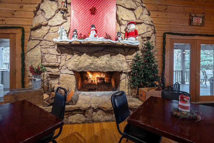 More Photos Of 14931 State Highway 37, Whittington Winery Vineyard For Sale