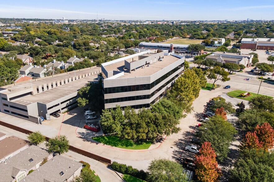 More Photos Of 18383 Preston Rd, Dallas Office For Lease