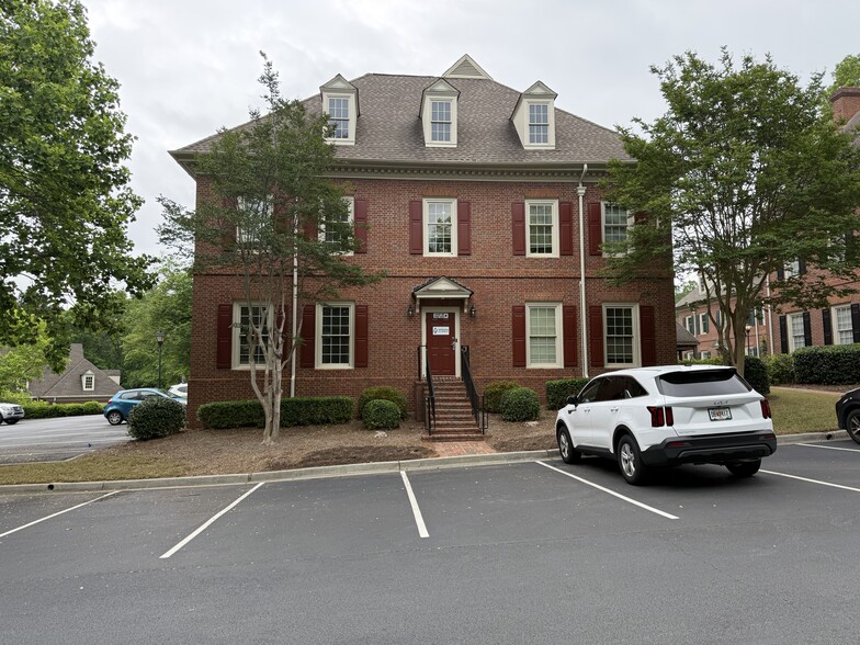 More Photos Of 3541 Habersham At Northlake, Tucker Office For Sale