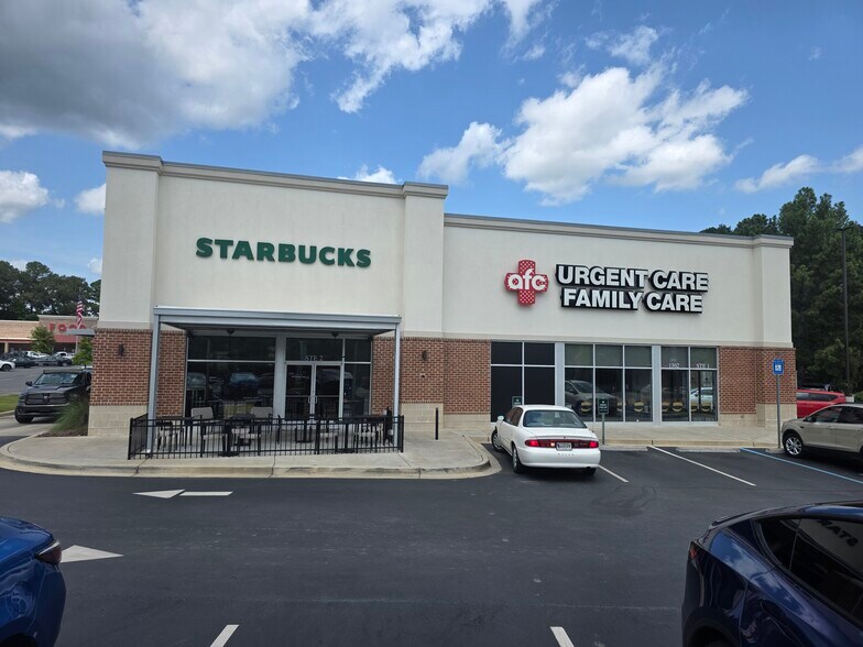 More Photos Of 1302 W Walnut Ave, Dalton Storefront For Sale