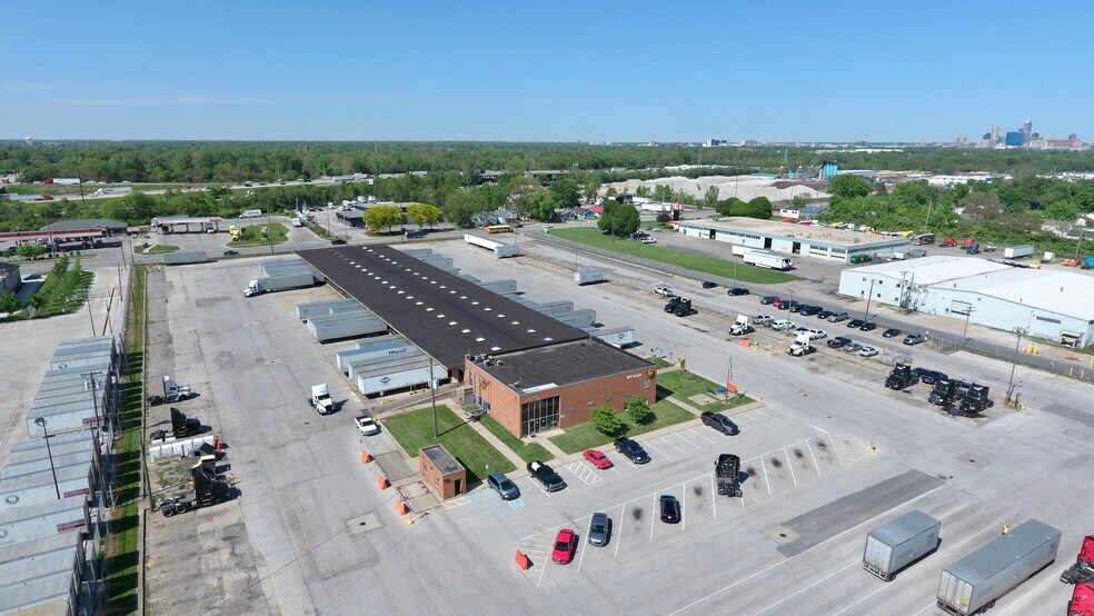 More Photos Of 3747 W Morris St, Indianapolis Truck Terminal For Lease