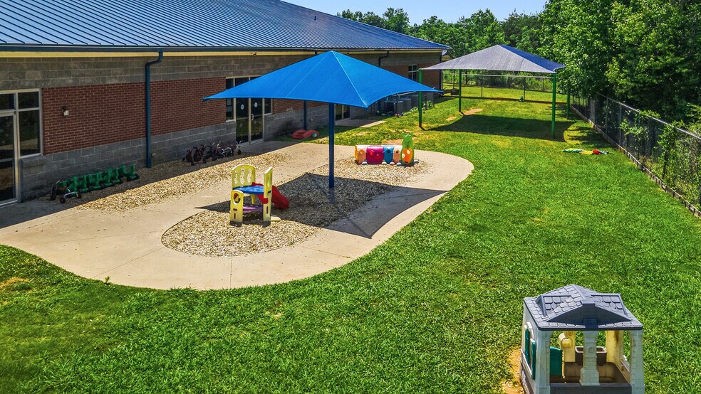 More Photos Of 3129 Brushy Creek Rd, Greer Daycare Center For Sale