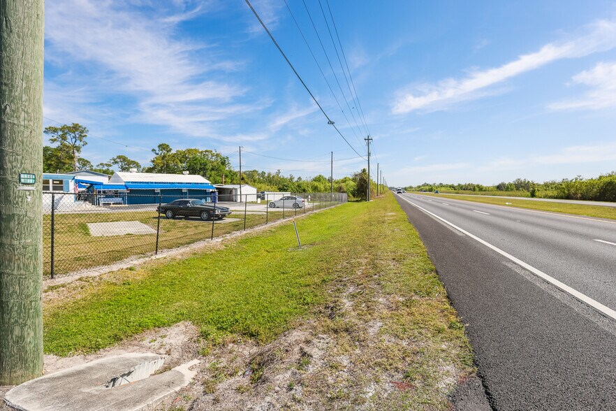 More Photos Of 1320 US Highway 92, Winter Haven Auto Repair For Sale