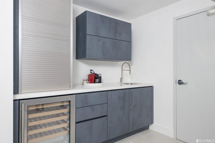 More Photos Of 200 Brannan St, San Francisco Apartments For Sale
