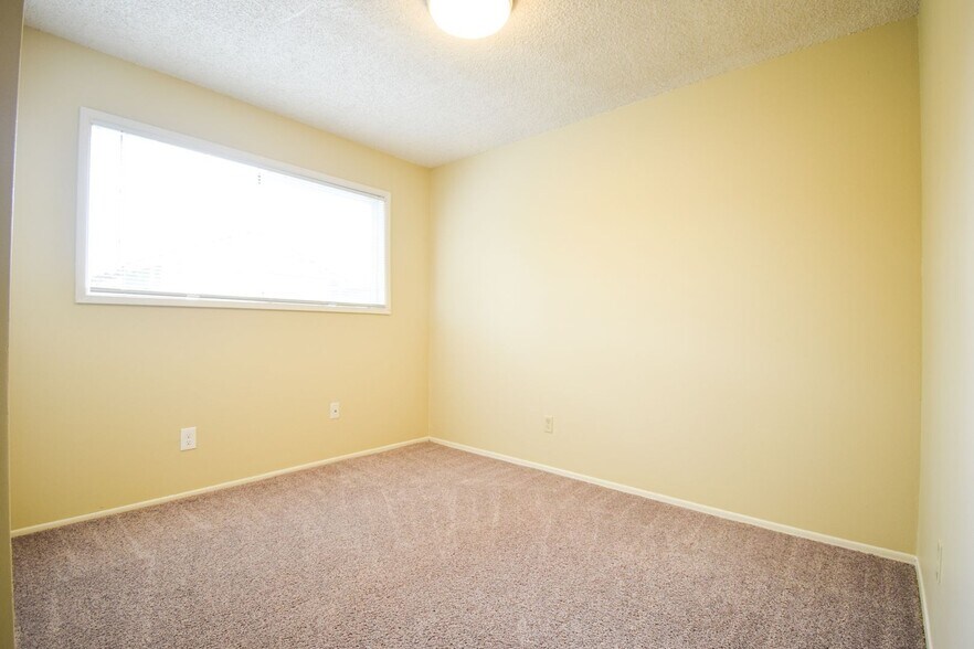 More Photos Of 12870 SW Allen Blvd, Beaverton Apartments For Sale