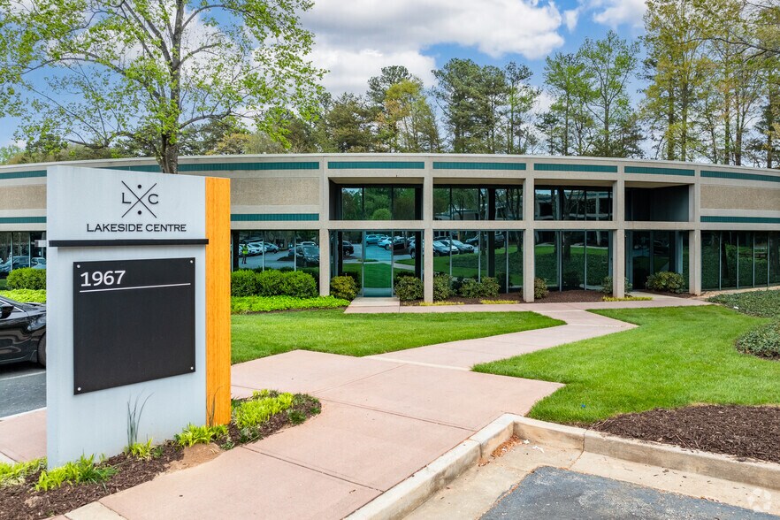 More Photos Of 1957 Lakeside Pky, Tucker Unknown For Lease