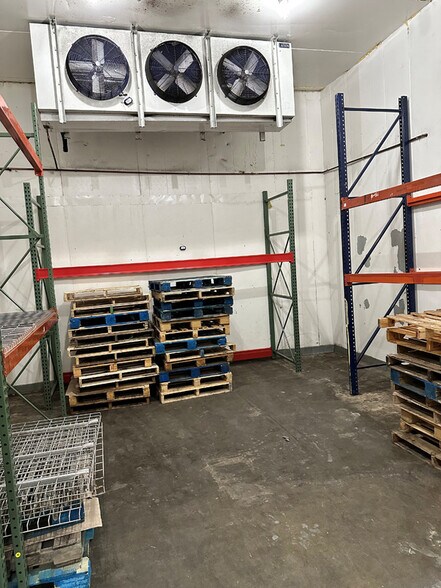 More Photos Of 717 Lipan St, Denver Warehouse For Sale