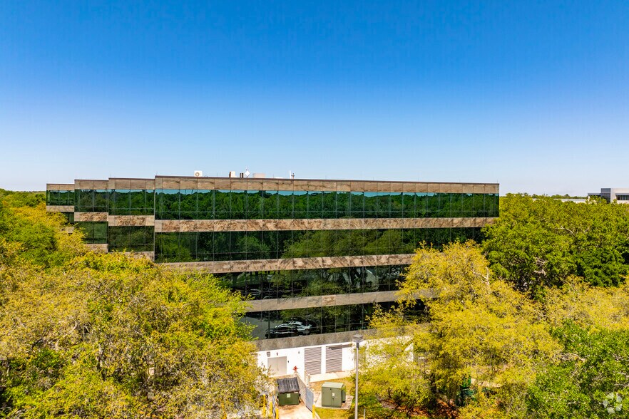 More Photos Of 12470 Telecom Dr, Tampa Office For Lease